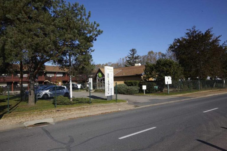 Camp Ville France 768x512