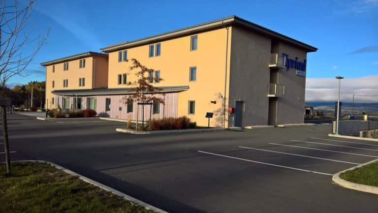 Hotel Kyriad Saint Chely dApcher Aire de la Lozere 768x433