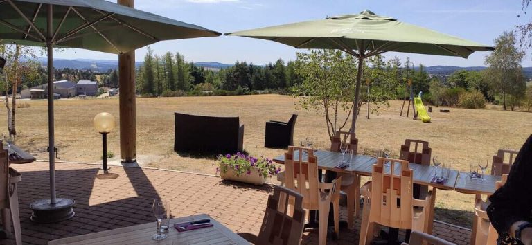 Logis Hotel les Portes dApcher 768x354