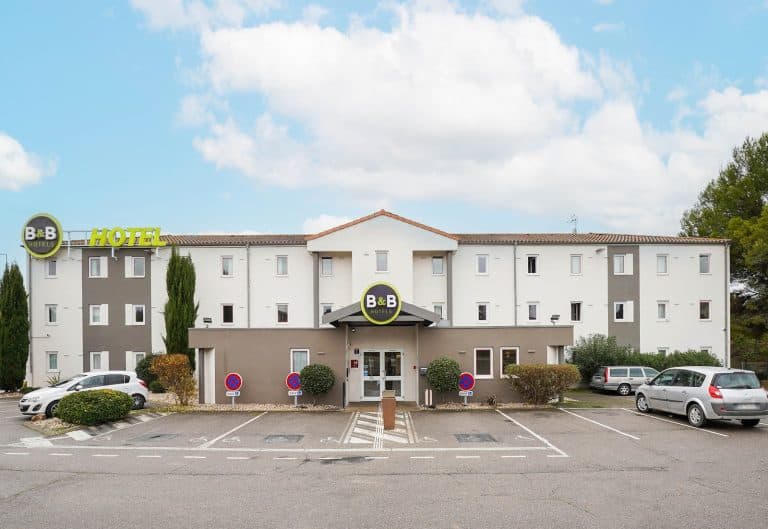 BB HOTEL Aix en Provence Pont de lArc 768x529