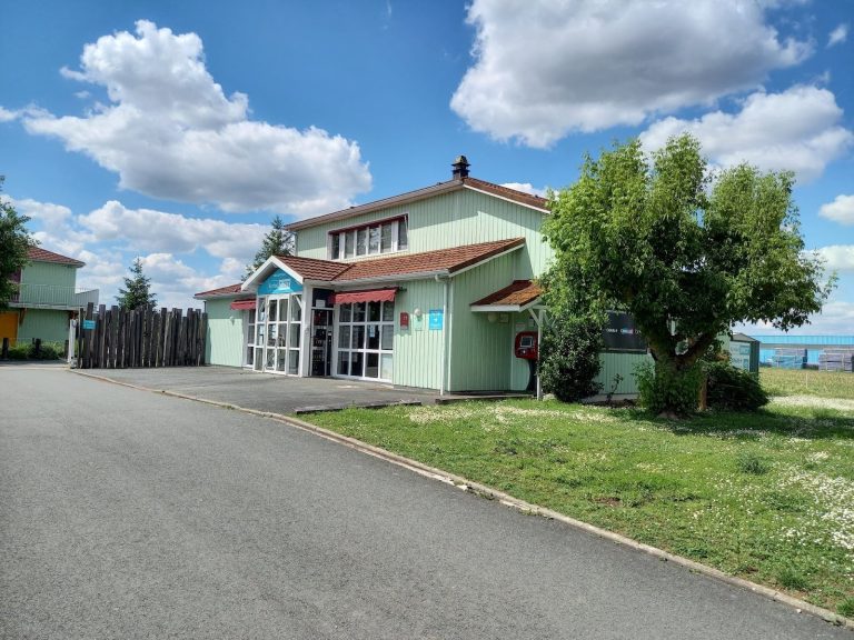 Kyriad Direct Saintes 768x576